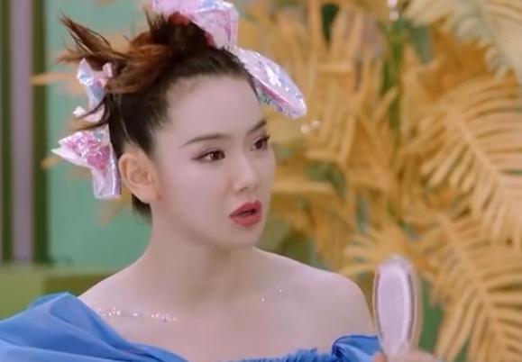 娛樂明星在家化妝嗎,揭秘在家化妝的明星日常