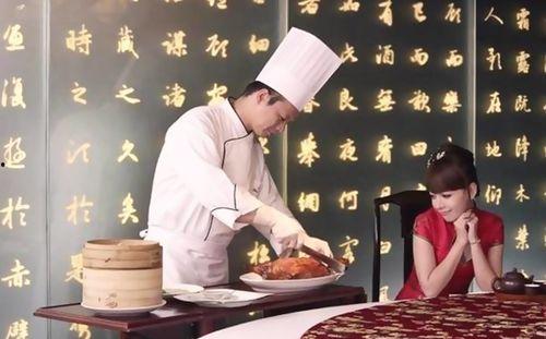 徐東美發(fā)店長爆料視頻播放,視頻播放背后的驚人真相